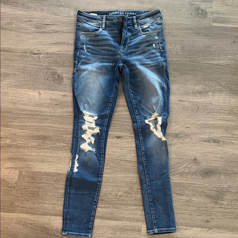 American Eagle Outfitters Women's Dark Blue Ripped Skinny Jeans